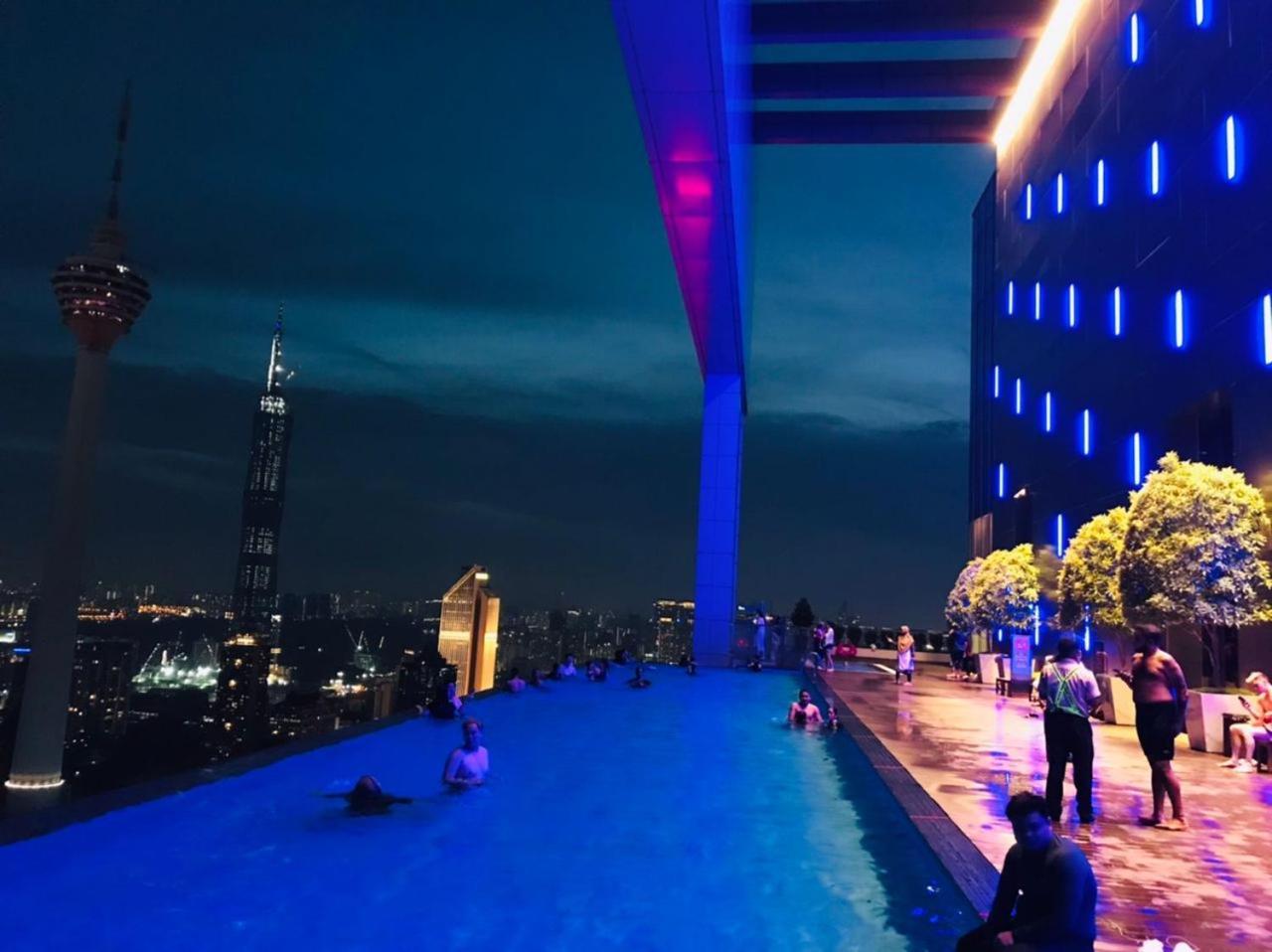Platinum Klcc By Rainbow Suites Kuala Lumpur Exterior photo